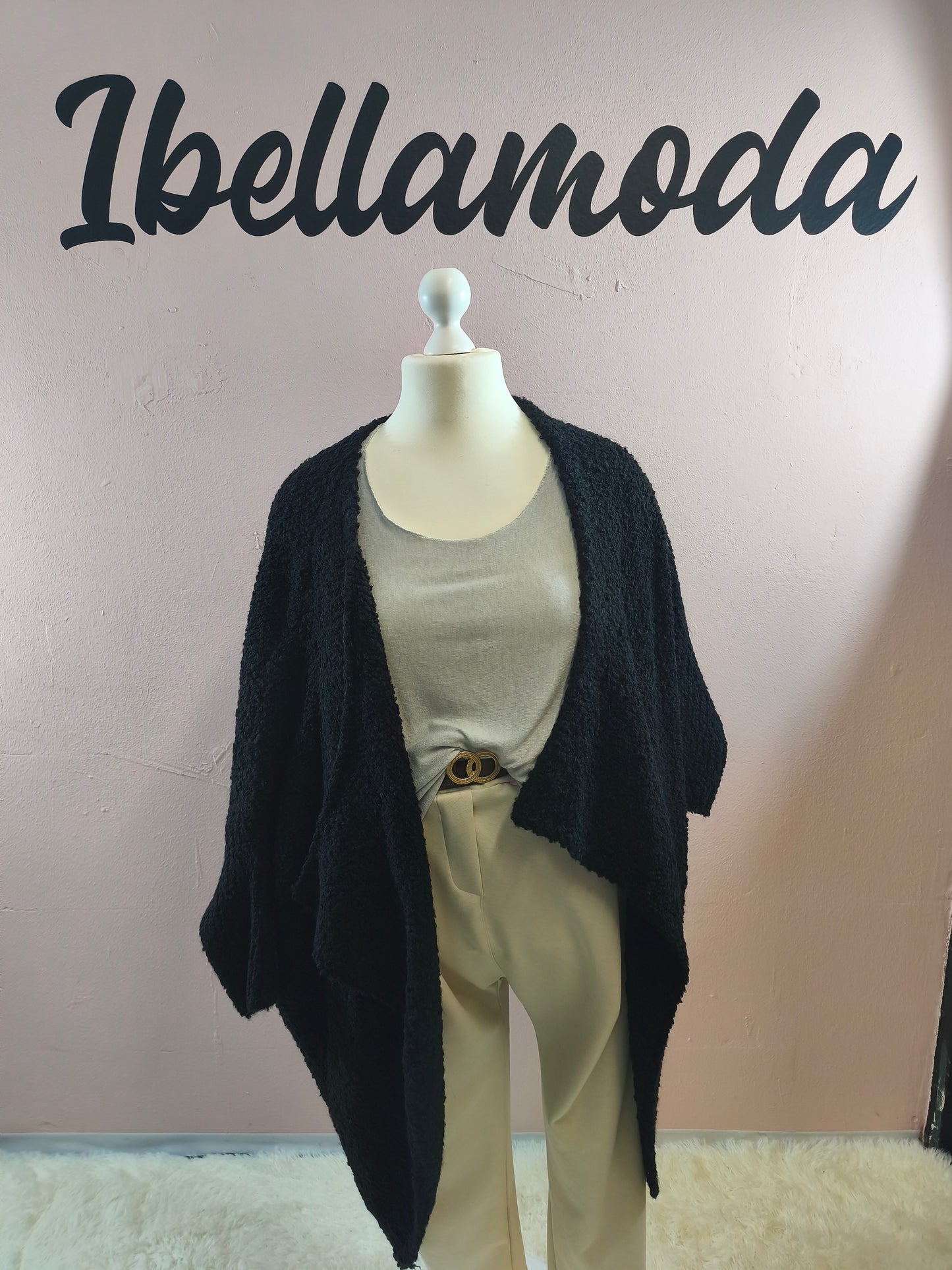 Bouclé Cardigan 252