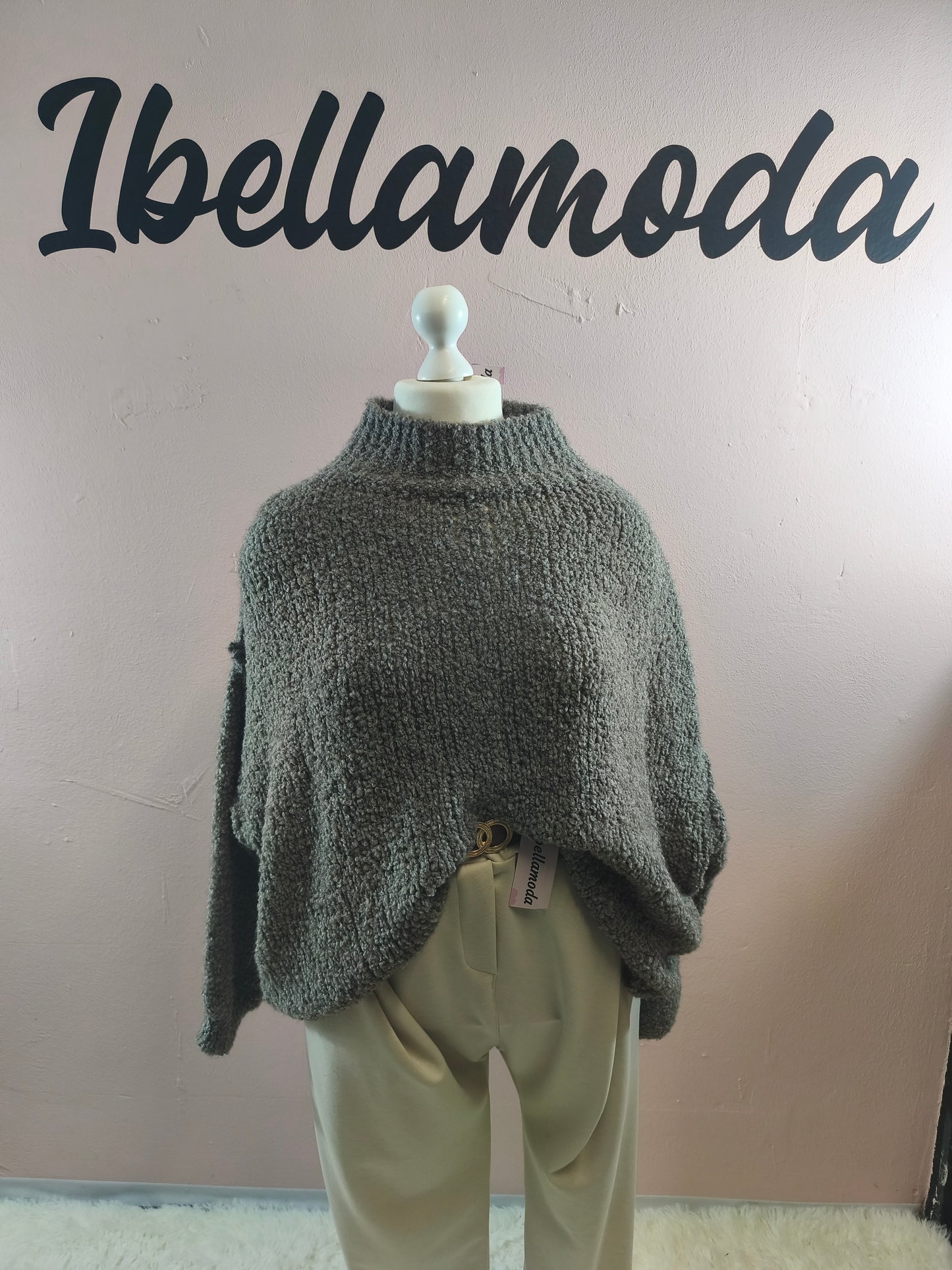 Bouclé Pullover Oversize