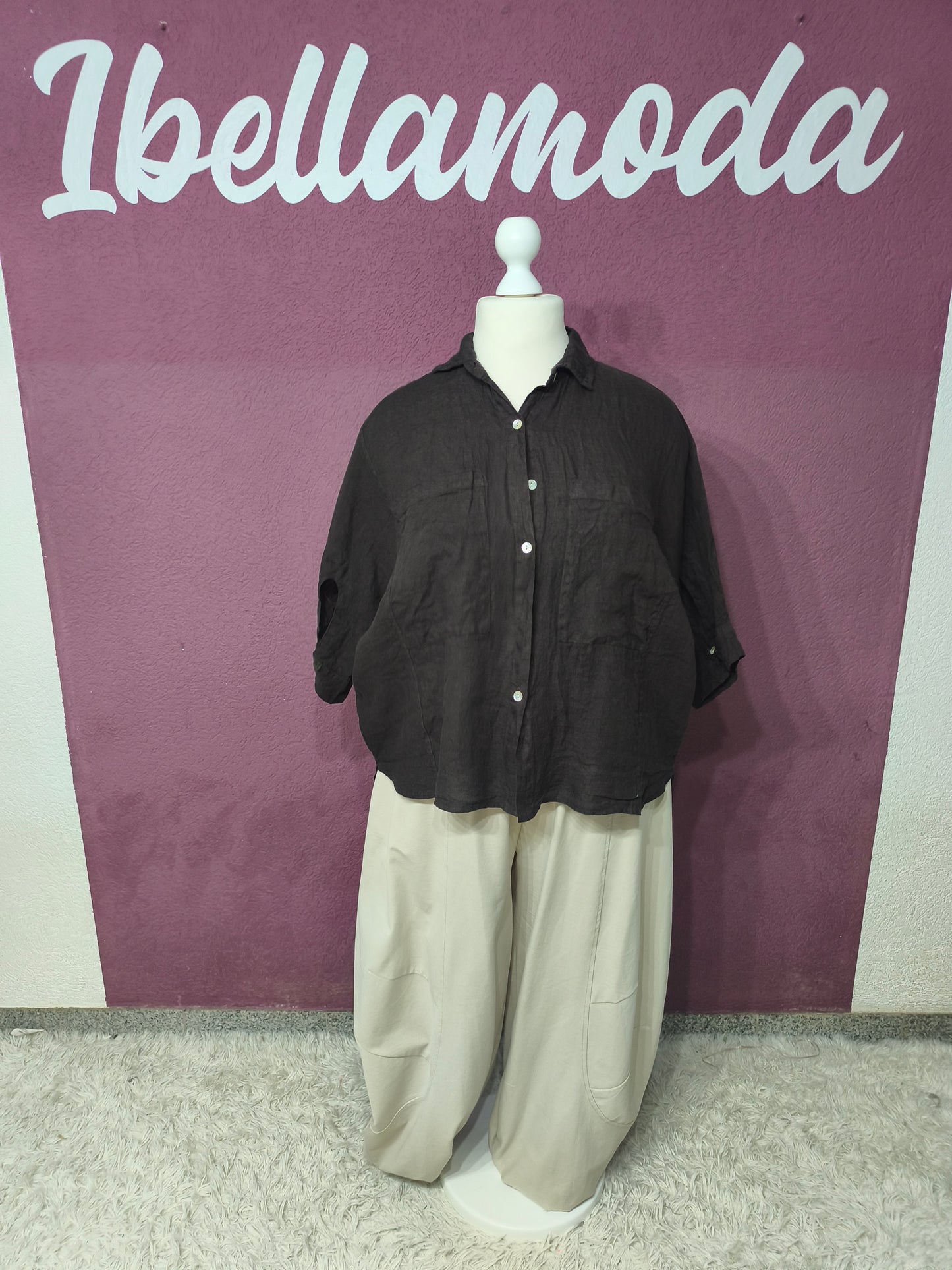 Leinenbluse mit Knöpfchen 8210