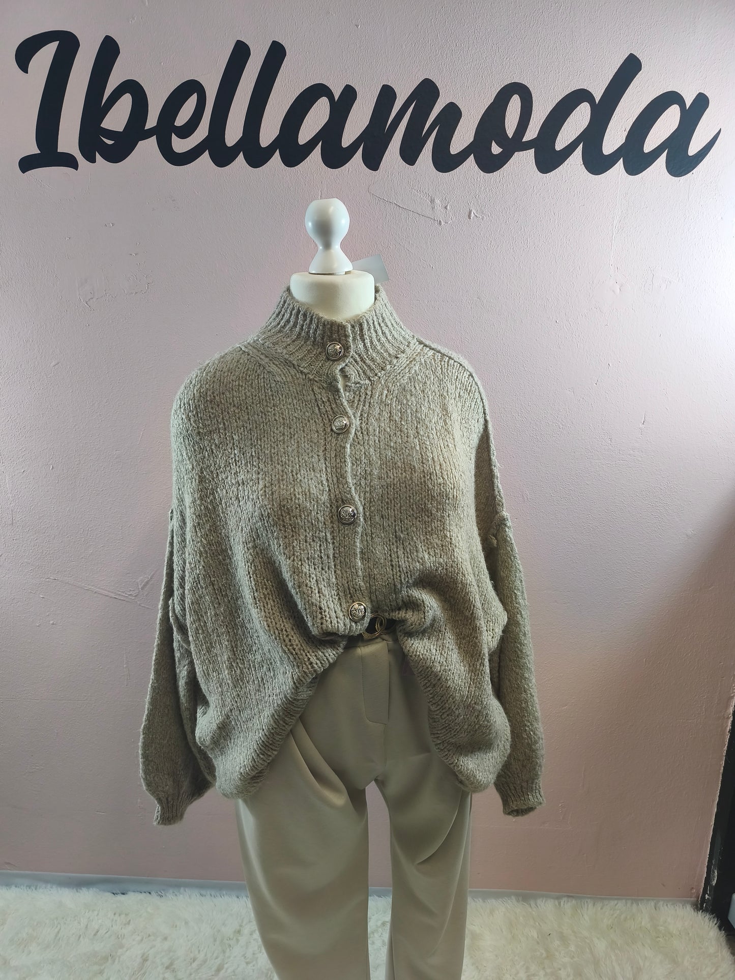 Kuschelcardigan Mit Goldknöpfen 20970