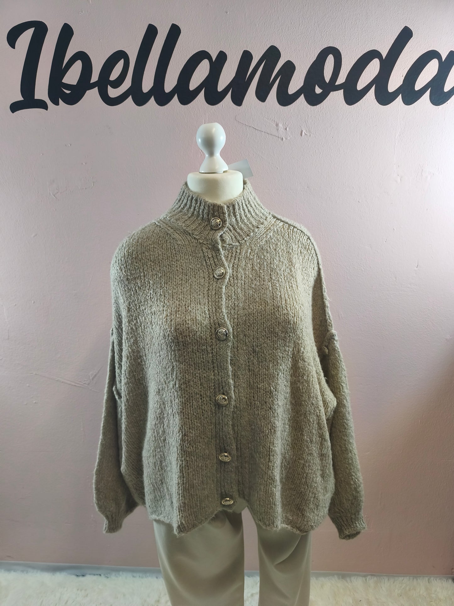 Kuschelcardigan Mit Goldknöpfen 20970