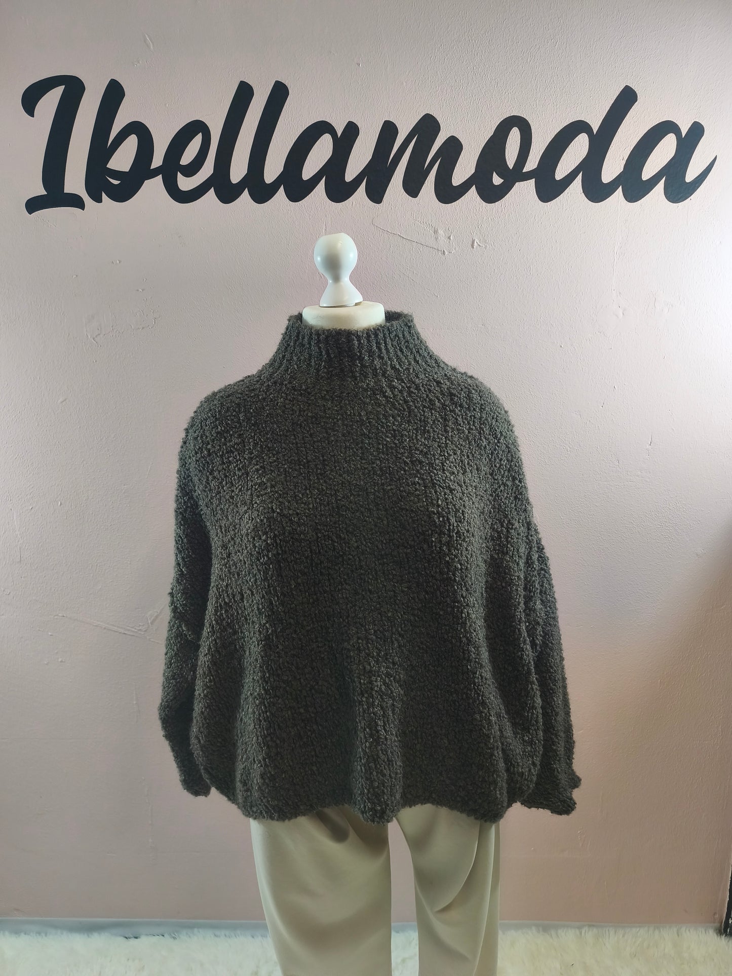 Bouclé Pullover Oversize