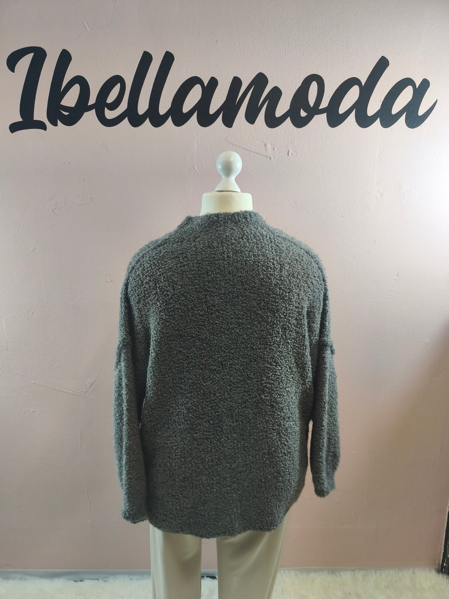 Bouclé Pullover Oversize