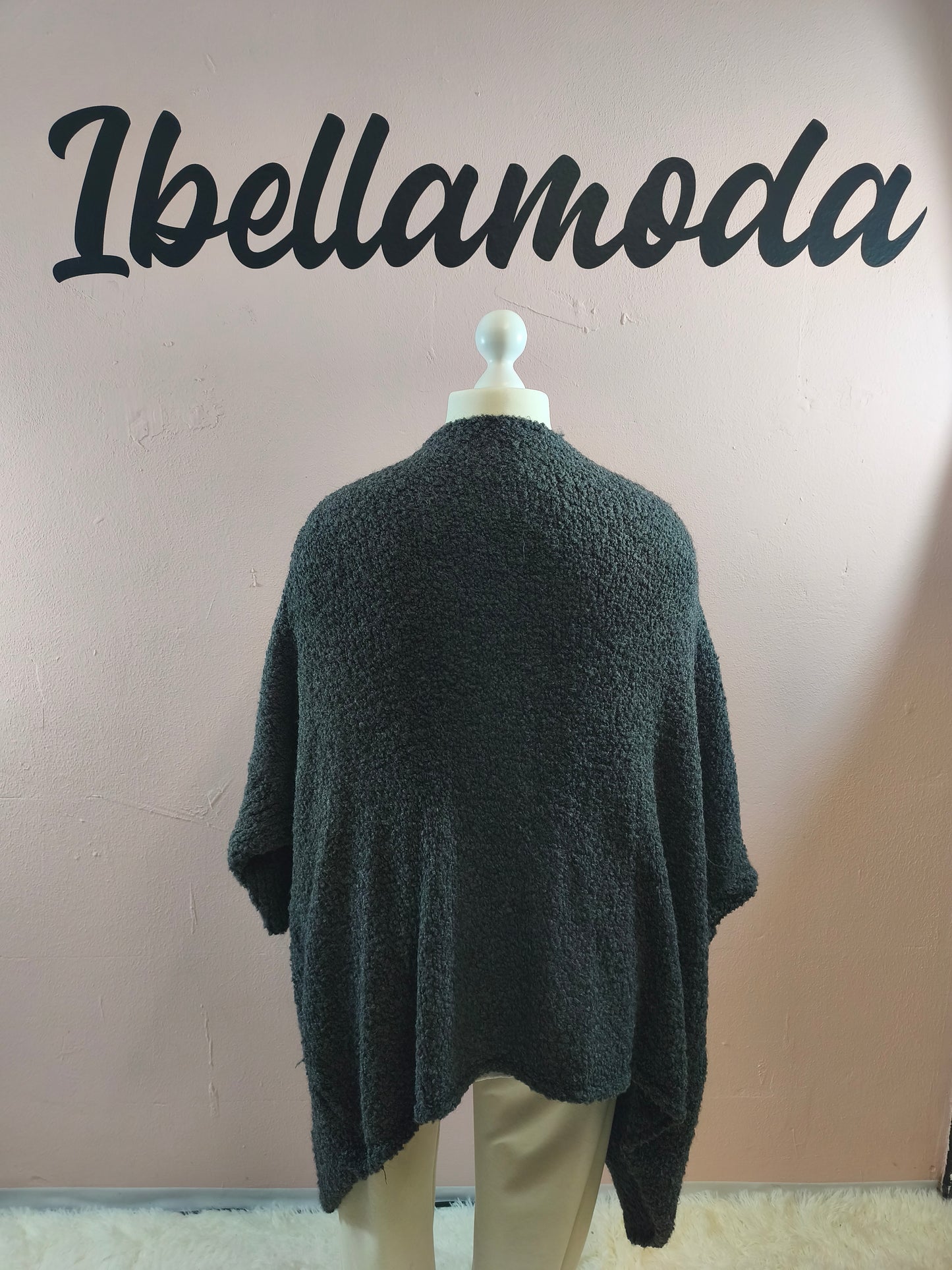 Bouclé Cardigan 252