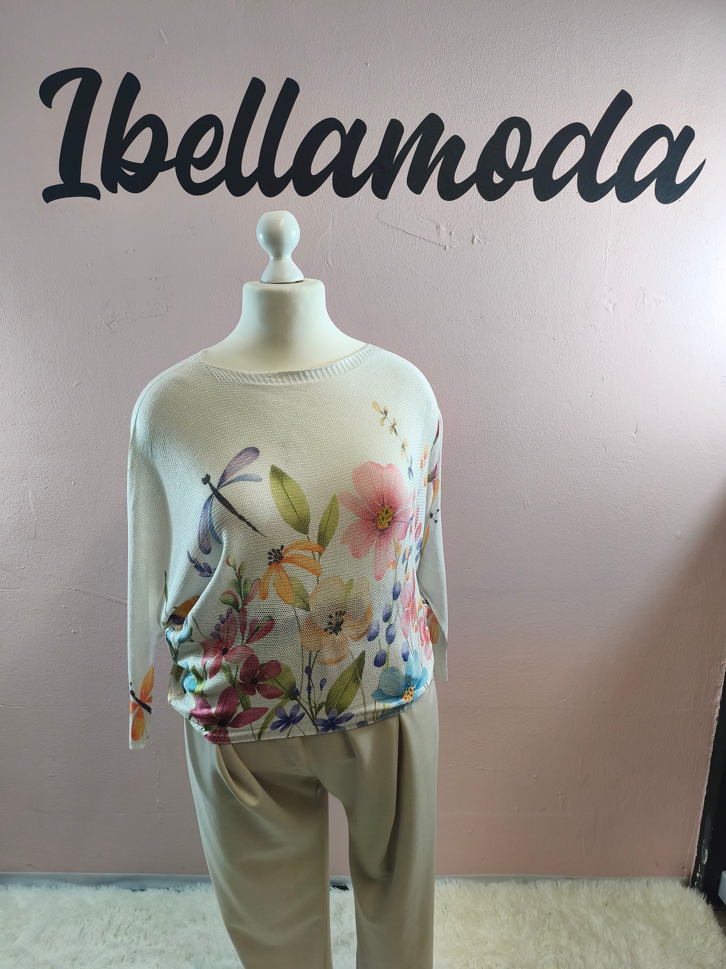 Feinstrick Shirt mit Motiv Spring