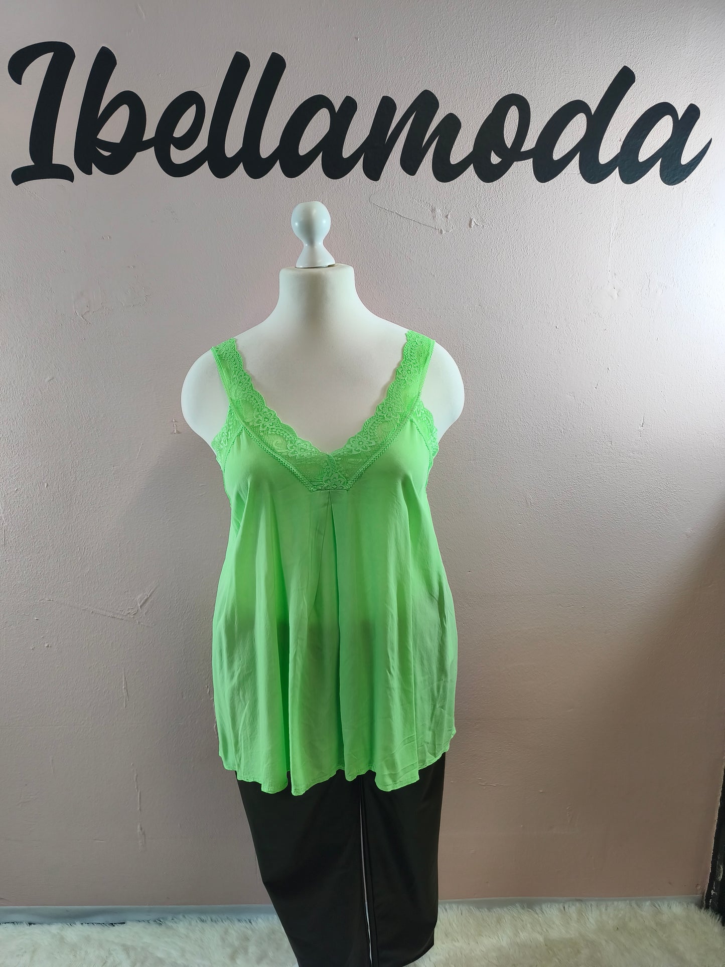 Spitzentop Kurz 252610