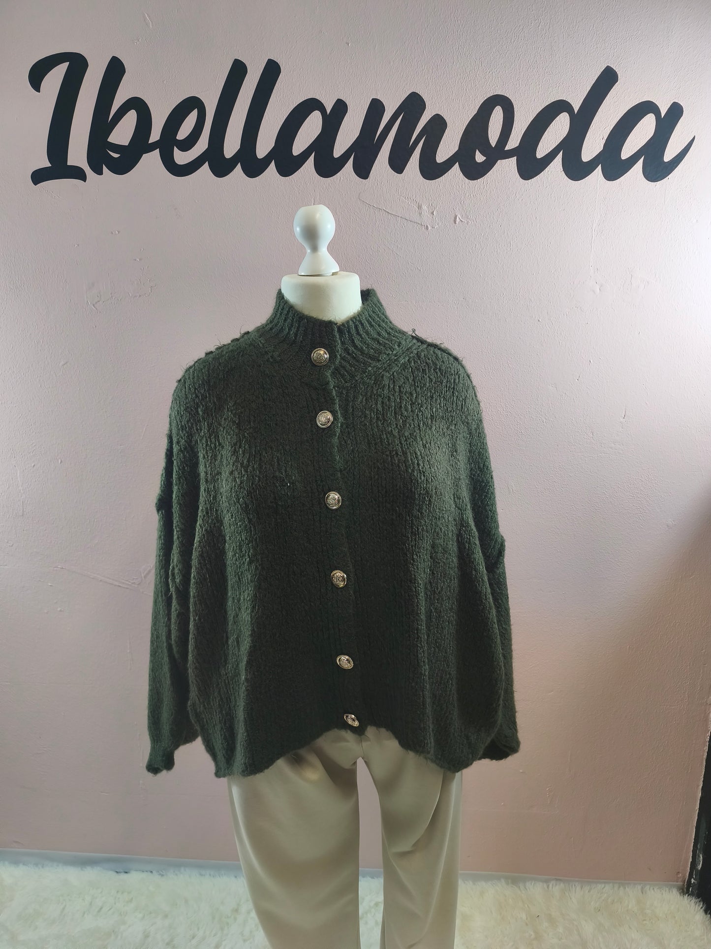 Kuschelcardigan Mit Goldknöpfen 20970
