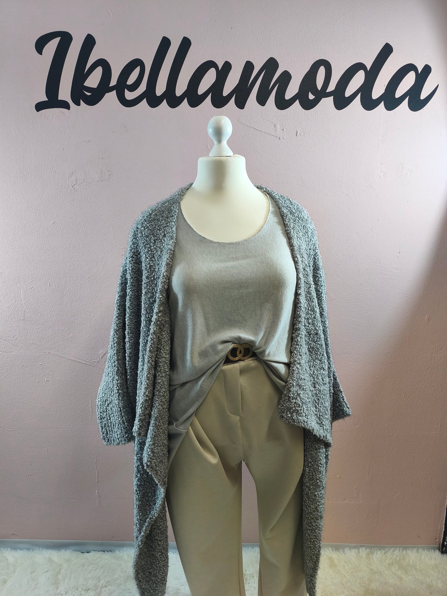 Bouclé Cardigan 252